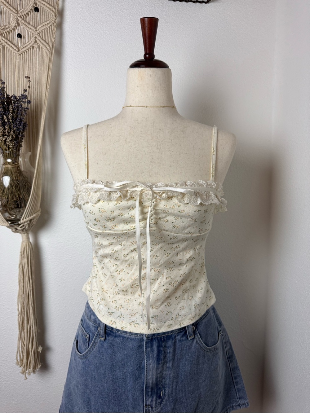 Cream Floral Lace-Trim Cami Tank Top